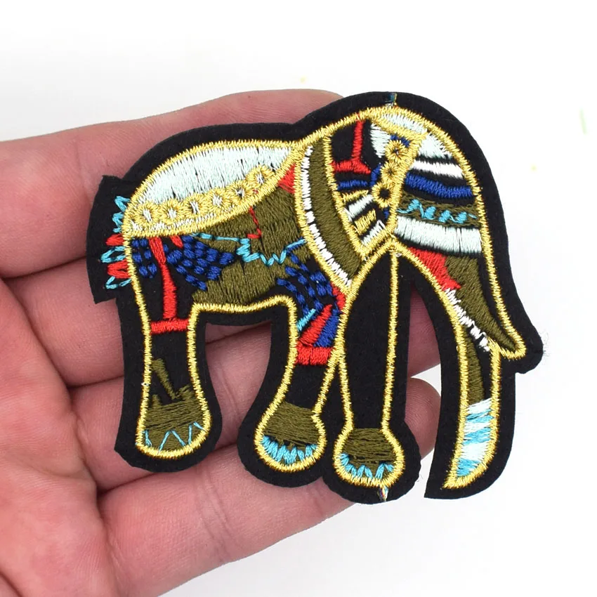1Pcs Elephant Sequined Patch for Clothing Sewing on Patch Sequins Beading Applique Clothes Shoes and Bags DIY Decoration Patches
1Pcs Elephant Sequined Patch for Clothing Sewing on Patch Sequins Beading Applique Clothes Shoes and Bags DIY Decoration Patches
