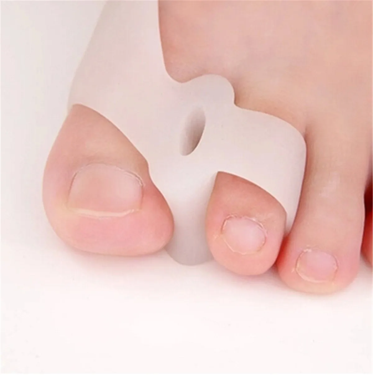 1pair Toe Bunion Protector Pads Silicone Gel Foot Toe Separator Straightener Thumb Valgus Adjuster Pain Relief Foot Care
1pair Toe Bunion Protector Pads Silicone Gel Foot Toe Separator Straightener Thumb Valgus Adjuster Pain Relief Foot Care