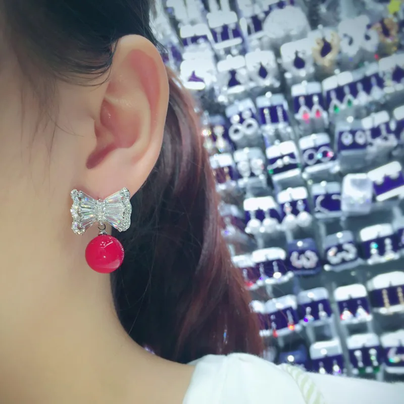 New Leisure Bowknot Earrings with Austrian Zircon Polished Simulated Pearl Stud Earring GLE6118
New Leisure Bowknot Earrings with Austrian Zircon Polished Simulated Pearl Stud Earring GLE6118