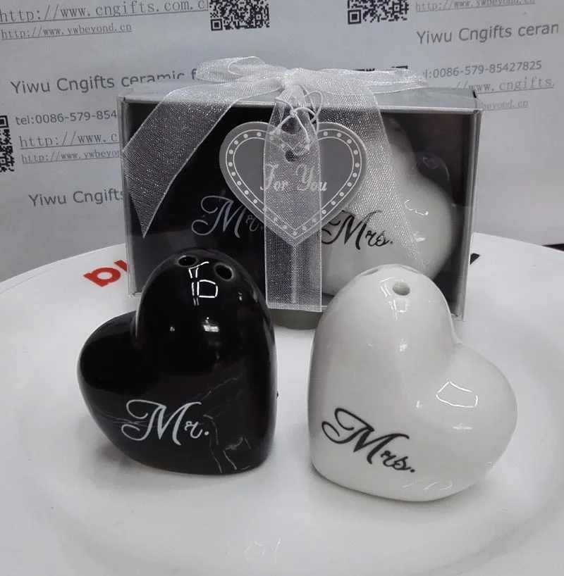 100pcs(50pairs)/lot Bridal Shower Party Return Gifts heart Mr & Mrs Ceramic Salt & Pepper Shakers for Wedding Favors
100pcs(50pairs)/lot Bridal Shower Party Return Gifts heart Mr & Mrs Ceramic Salt & Pepper Shakers for Wedding Favors