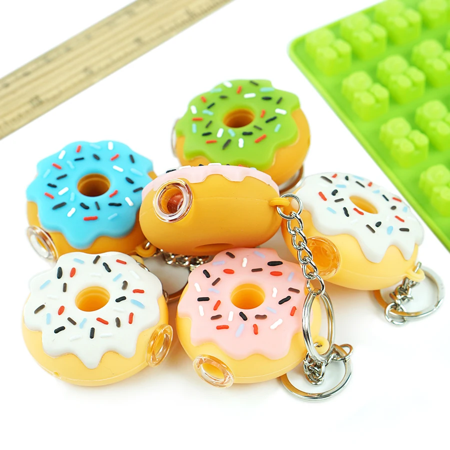 12 pieces Portable Silicone Smoking Pipe Donut Design food grade Silicone Hand Tobacco Smoking Pipe with glass bowl
12 pieces Portable Silicone Smoking Pipe Donut Design food grade Silicone Hand Tobacco Smoking Pipe with glass bowl