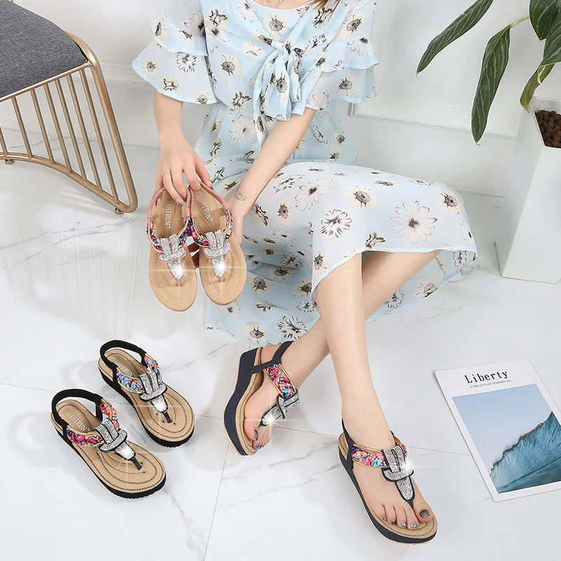 New Women Sandals Fashion Summer Women Shoes Beach Flat Casual Sandals Leisure Female Designer Elastic Band Ladies Sandals Women
New Women Sandals Fashion Summer Women Shoes Beach Flat Casual Sandals Leisure Female Designer Elastic Band Ladies Sandals Women