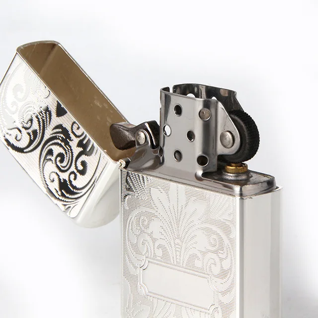 ZORRO Mirror carving Chief Gas Cigarette Lighter Cigarettes Kerosene Flint Petrol Vintage Gasoline Lighter Oil Petrol Refillable
ZORRO Mirror carving Chief Gas Cigarette Lighter Cigarettes Kerosene Flint Petrol Vintage Gasoline Lighter Oil Petrol Refillable