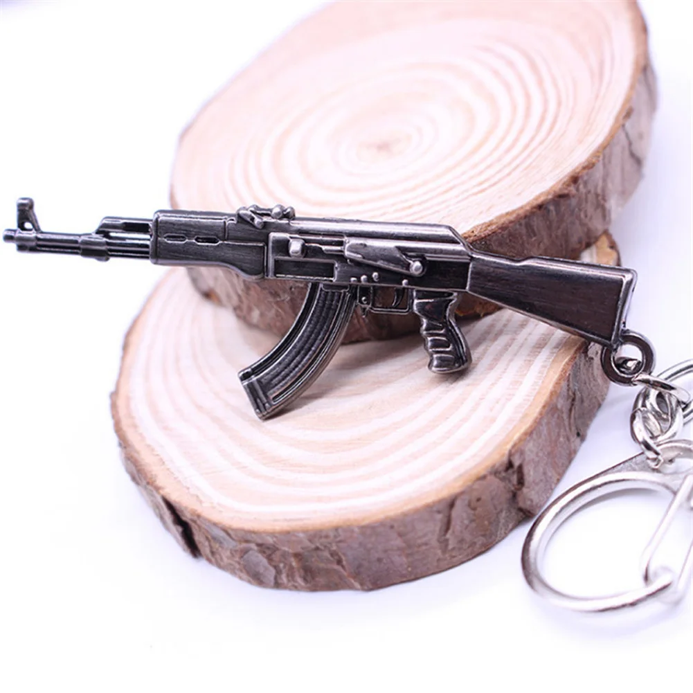 NEW 2018 Hot Game Pendant Keyrings Popular Game Gun Key Chains Weapon Model Metal Pendant Keychain Metal Key Ring
NEW 2018 Hot Game Pendant Keyrings Popular Game Gun Key Chains Weapon Model Metal Pendant Keychain Metal Key Ring