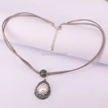 Fashion 3Pcs gray Necklace,Pave Rhinestone Freshwater Pearl Drop Pendant Charm Necklaces Jewelry For Women
Fashion 3Pcs gray Necklace,Pave Rhinestone Freshwater Pearl Drop Pendant Charm Necklaces Jewelry For Women