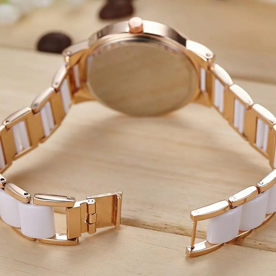 LIU60903809_20160903022905406