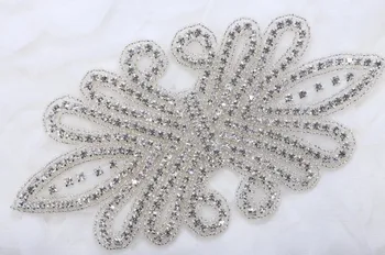 Wholesale 5pcs/lot 20*10cm Rhinestone Applique for Wedding Gown Bridal Sash Evening Wear Rhinestone Patch
Wholesale 5pcs/lot 20*10cm Rhinestone Applique for Wedding Gown Bridal Sash Evening Wear Rhinestone Patch