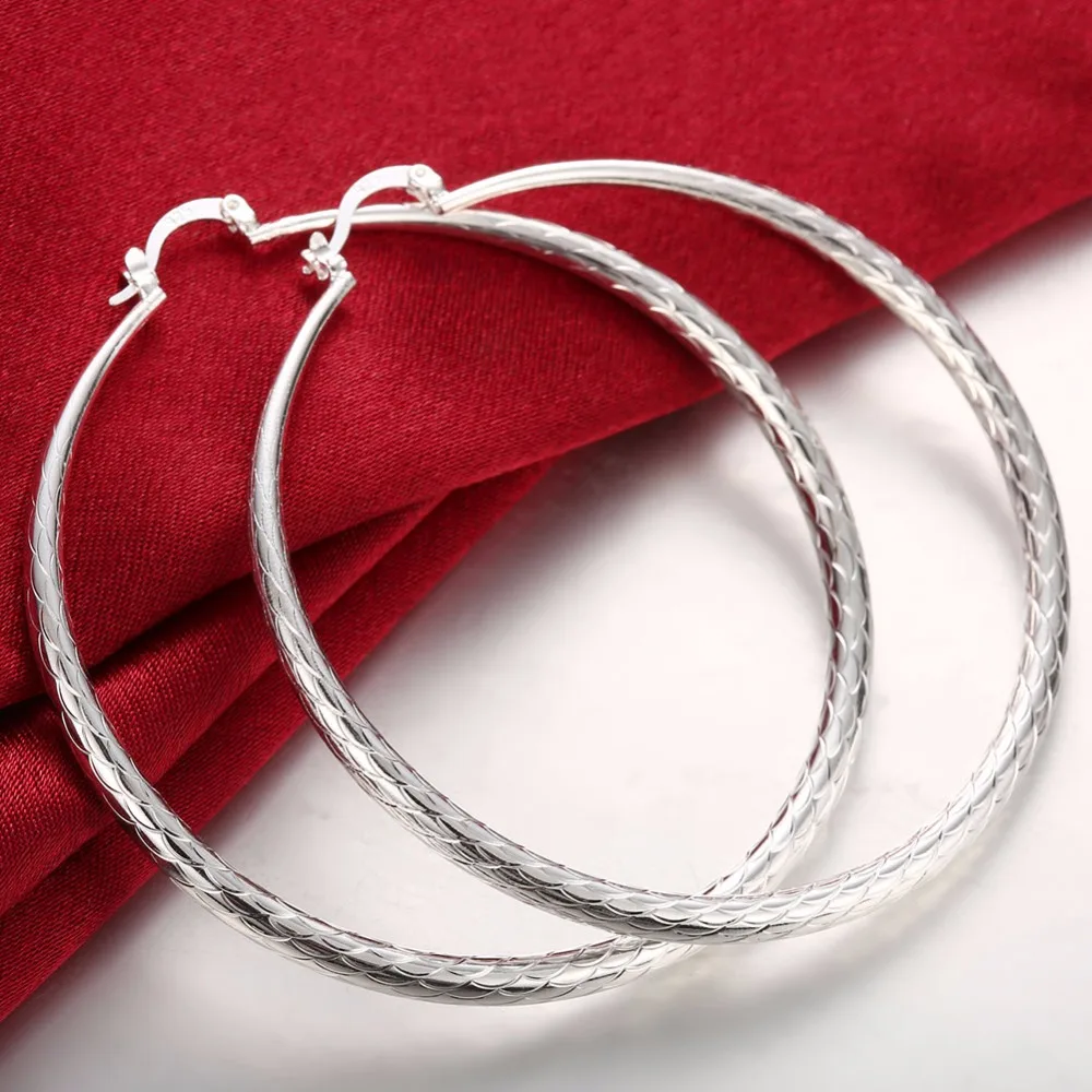 Top quality silver plated earring 7.1CM big circle round Snake texture hoop earring for women accessories Silver 925 jewelry
Top quality silver plated earring 7.1CM big circle round Snake texture hoop earring for women accessories Silver 925 jewelry