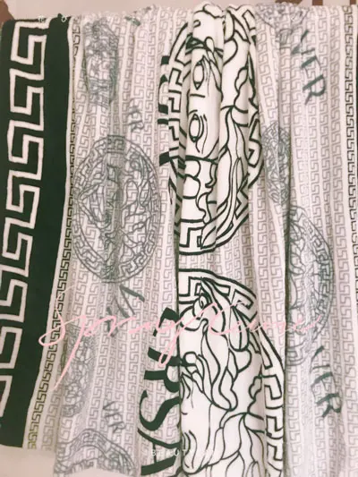 Cartoon dinosaur Hot Sale Thicking Blanket For Bed Super Soft Throw Blanket Art Beach Towel Throw Travel Bedspread Cartoon Beds
Cartoon dinosaur Hot Sale Thicking Blanket For Bed Super Soft Throw Blanket Art Beach Towel Throw Travel Bedspread Cartoon Beds