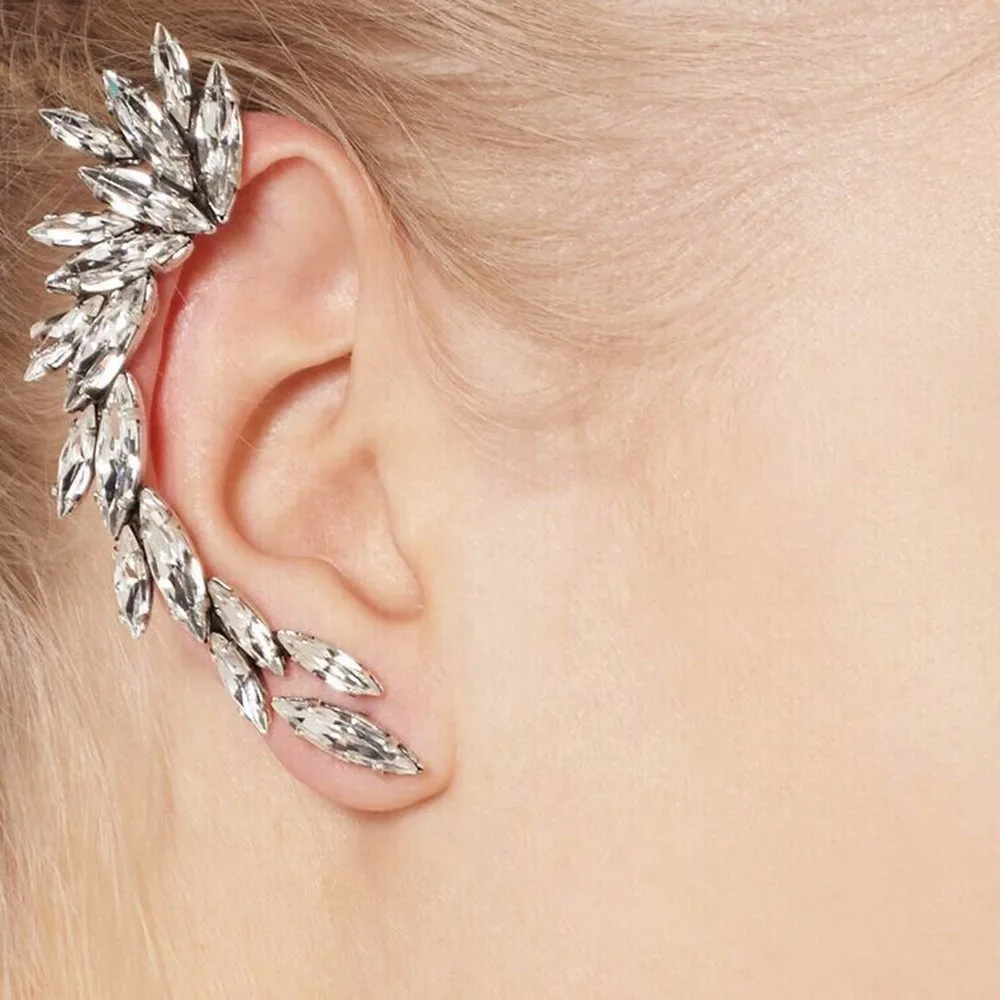 KISSWIFE 1pcs Right Ear Clip Fashion Rhinestone Hot Earcuff Jewelry Meniscus Silver Plated Clip On Earrings Free shipping
KISSWIFE 1pcs Right Ear Clip Fashion Rhinestone Hot Earcuff Jewelry Meniscus Silver Plated Clip On Earrings Free shipping