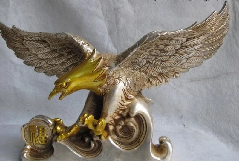 Chinese White Copper Silver Gilt Feng Shui Money Fly Wing Eagle lanneret Statue
Chinese White Copper Silver Gilt Feng Shui Money Fly Wing Eagle lanneret Statue