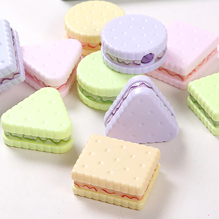 1PC Cute Cookie Sharpener Manual Plastic Schoolboy Pencil Sharpener Cutter Creative Stationery Boys Girls Pen Sharpener Gift
1PC Cute Cookie Sharpener Manual Plastic Schoolboy Pencil Sharpener Cutter Creative Stationery Boys Girls Pen Sharpener Gift