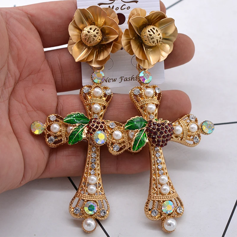 Vintage Rhinestone Crystal Cherry Gold Color Cross Dangle Earring Jewelry For Women Gift Pearl Bee Baroque Bridal Flower Earring
Vintage Rhinestone Crystal Cherry Gold Color Cross Dangle Earring Jewelry For Women Gift Pearl Bee Baroque Bridal Flower Earring