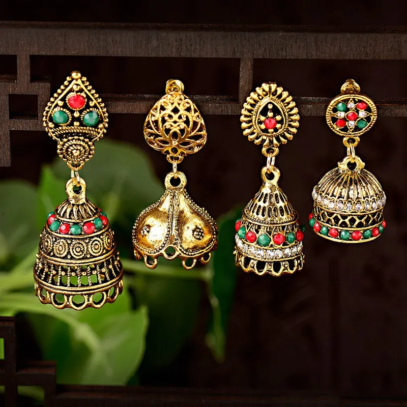 DOUVEI 2019 Vintage Gold Indian Earrings For Women Jhumka Earrings Classical Luxury Statement Hollow Earrings Ohrringe HXE076
DOUVEI 2019 Vintage Gold Indian Earrings For Women Jhumka Earrings Classical Luxury Statement Hollow Earrings Ohrringe HXE076