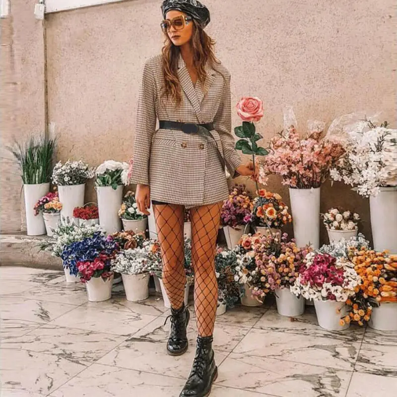 Vintage Plaid Women Blazer Pockets Jackets Female Retro Suits Coat Feminino blazers Outerwear high quality
Vintage Plaid Women Blazer Pockets Jackets Female Retro Suits Coat Feminino blazers Outerwear high quality