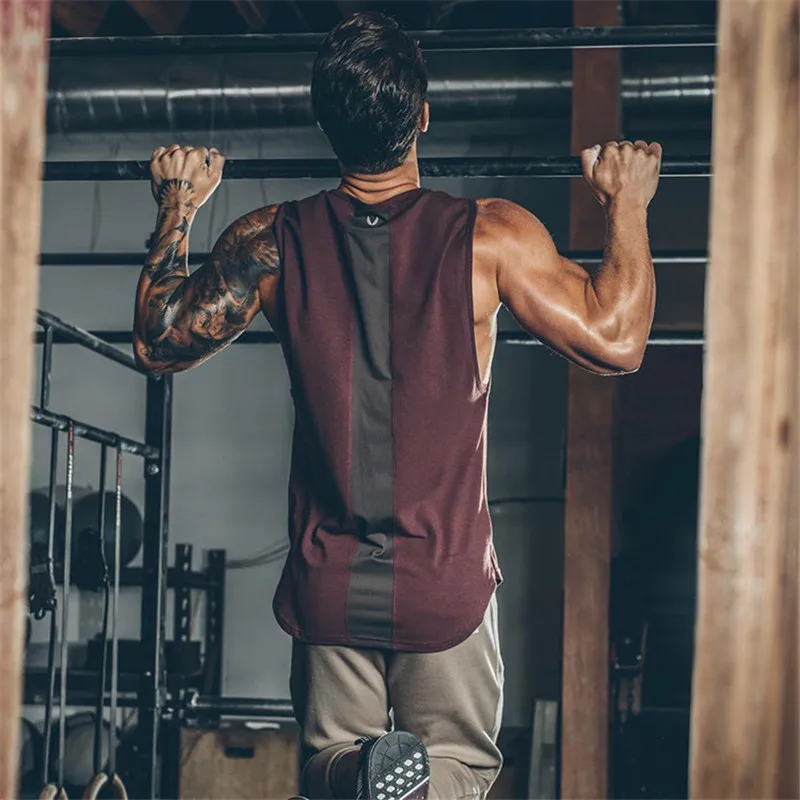 2019 Summer Newest Brand Mens Curved Hem Patchwork Gyms Stringers Vest Bodybuilding Clothing Fitness Man Tanks Tops
2019 Summer Newest Brand Mens Curved Hem Patchwork Gyms Stringers Vest Bodybuilding Clothing Fitness Man Tanks Tops