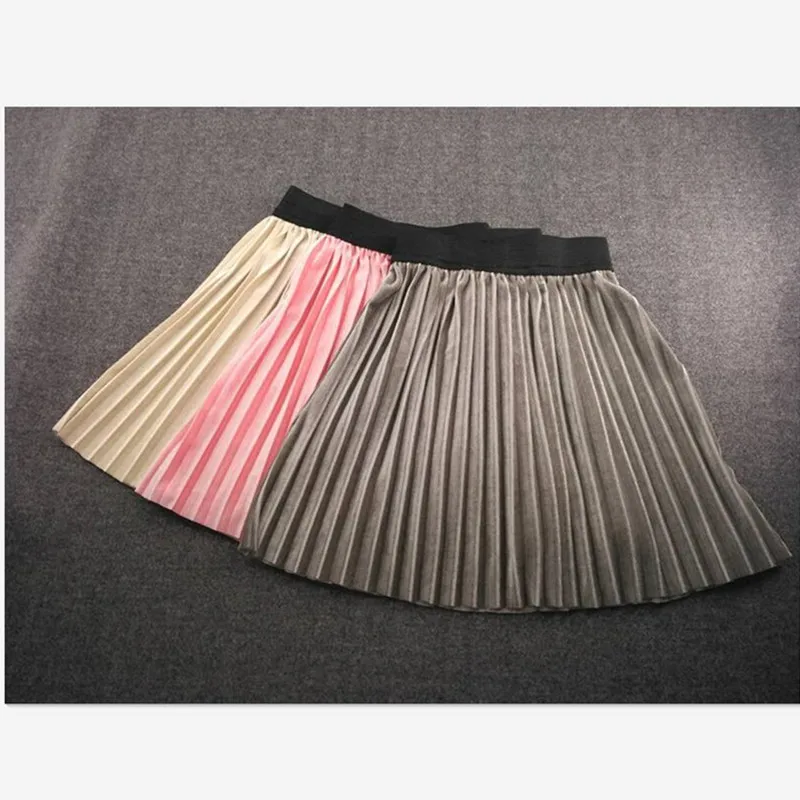 New velvet pleated skirt knee long girls skirt summer winter casual smooth skirt girl tutu high waist elastic pleated skirt
New velvet pleated skirt knee long girls skirt summer winter casual smooth skirt girl tutu high waist elastic pleated skirt