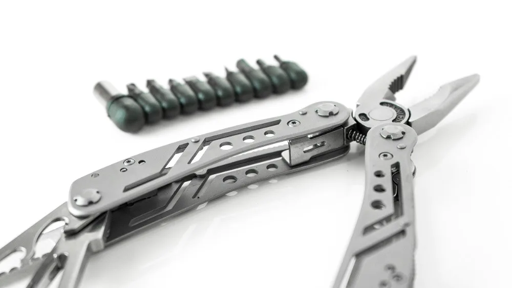 3028 plier 12