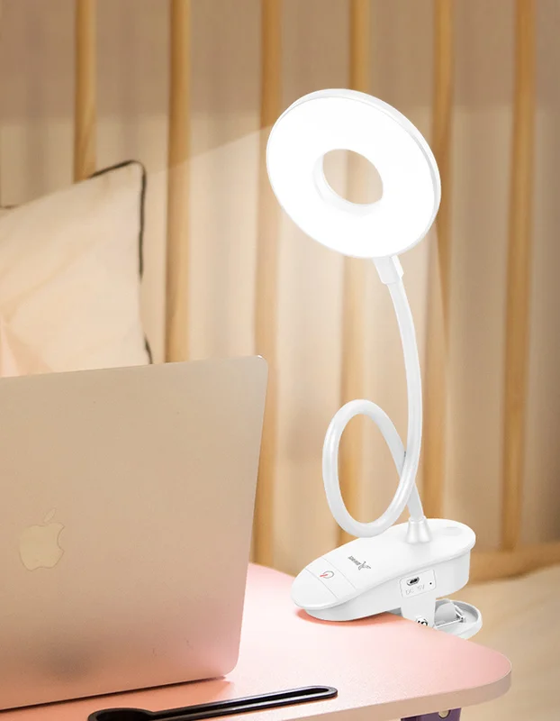 Geoeon USB Charging LED Clip Desk Lamp 360 Degree Rotatable Children Eyes Protection Reading LED Table Lamp A93
Geoeon USB Charging LED Clip Desk Lamp 360 Degree Rotatable Children Eyes Protection Reading LED Table Lamp A93