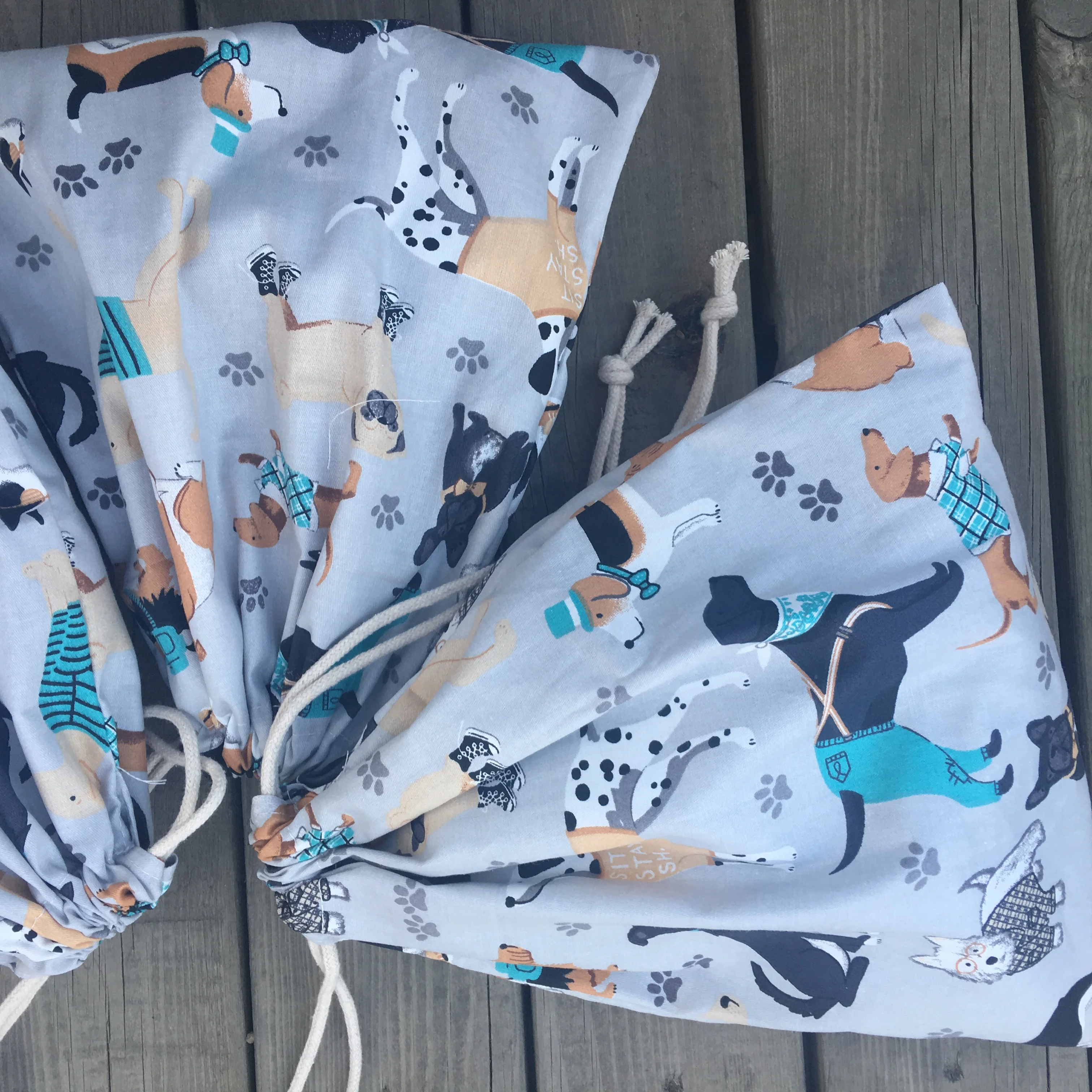 Cotton Twill Drawstring Multi-purpose Bag Party Gift Bag Various Dogs Pet Animals YL73
Cotton Twill Drawstring Multi-purpose Bag Party Gift Bag Various Dogs Pet Animals YL73