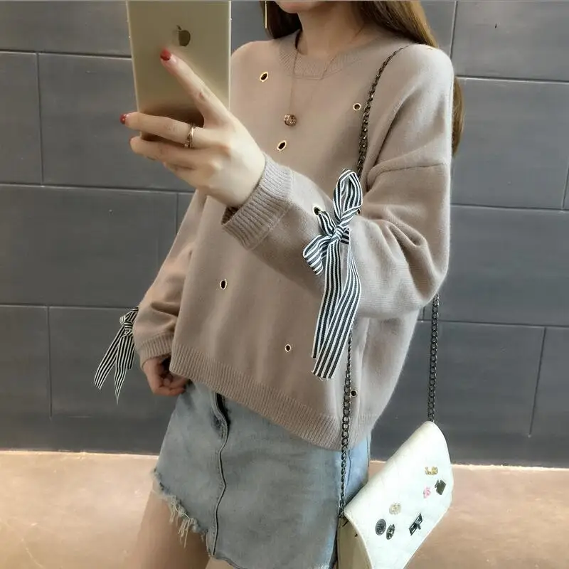 2019 Female Sweater Fashion Autumn Winter Women Pullover Warm Casual Loose Knitted Tops
2019 Female Sweater Fashion Autumn Winter Women Pullover Warm Casual Loose Knitted Tops