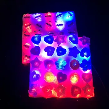 Heart Star Flower LED Flashing Brooch Pin Kids Children Light Glowing Badge Dress Decor Glow Party Concert Bar Birthday Toy Gift
Heart Star Flower LED Flashing Brooch Pin Kids Children Light Glowing Badge Dress Decor Glow Party Concert Bar Birthday Toy Gift