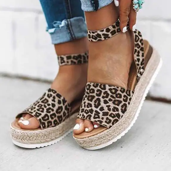 PADOISFOO Large Size 2019 Summer Muffin With Buckle Sandals Female Leopard Hemp Rope HYKL-A
PADOISFOO Large Size 2019 Summer Muffin With Buckle Sandals Female Leopard Hemp Rope HYKL-A
