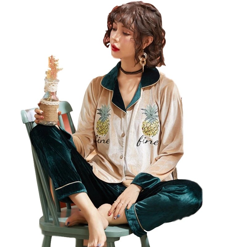 2019 New Female pineapple Home Clothing sleepwear Gifts M-XXL pajama Velvet Pajamas Sets For Women winter Cute Pajamas
2019 New Female pineapple Home Clothing sleepwear Gifts M-XXL pajama Velvet Pajamas Sets For Women winter Cute Pajamas