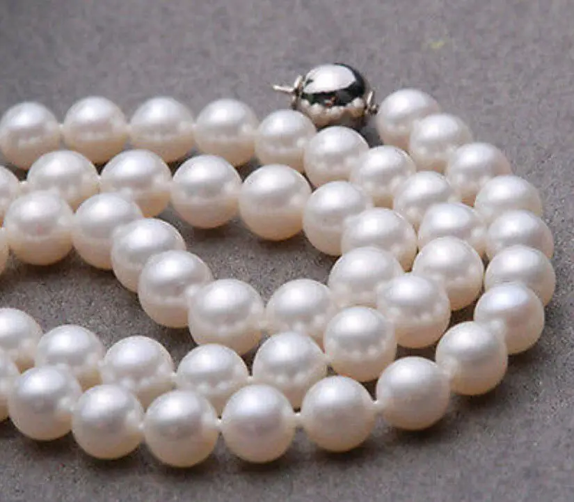 Hot sale new Style >>>>>9-10mm AAA+ White Seawater Cultured Round Pearl Necklace 18" + 14K clasp
Hot sale new Style >>>>>9-10mm AAA+ White Seawater Cultured Round Pearl Necklace 18" + 14K clasp