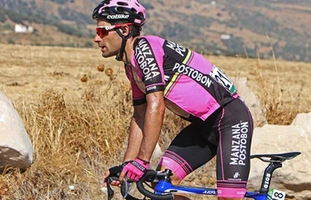 MANZANA POSTOBON PRO TEAM CYCLING JERSEY pink Summer quick dry Race mountain road bike clothes Not genuine
MANZANA POSTOBON PRO TEAM CYCLING JERSEY pink Summer quick dry Race mountain road bike clothes Not genuine