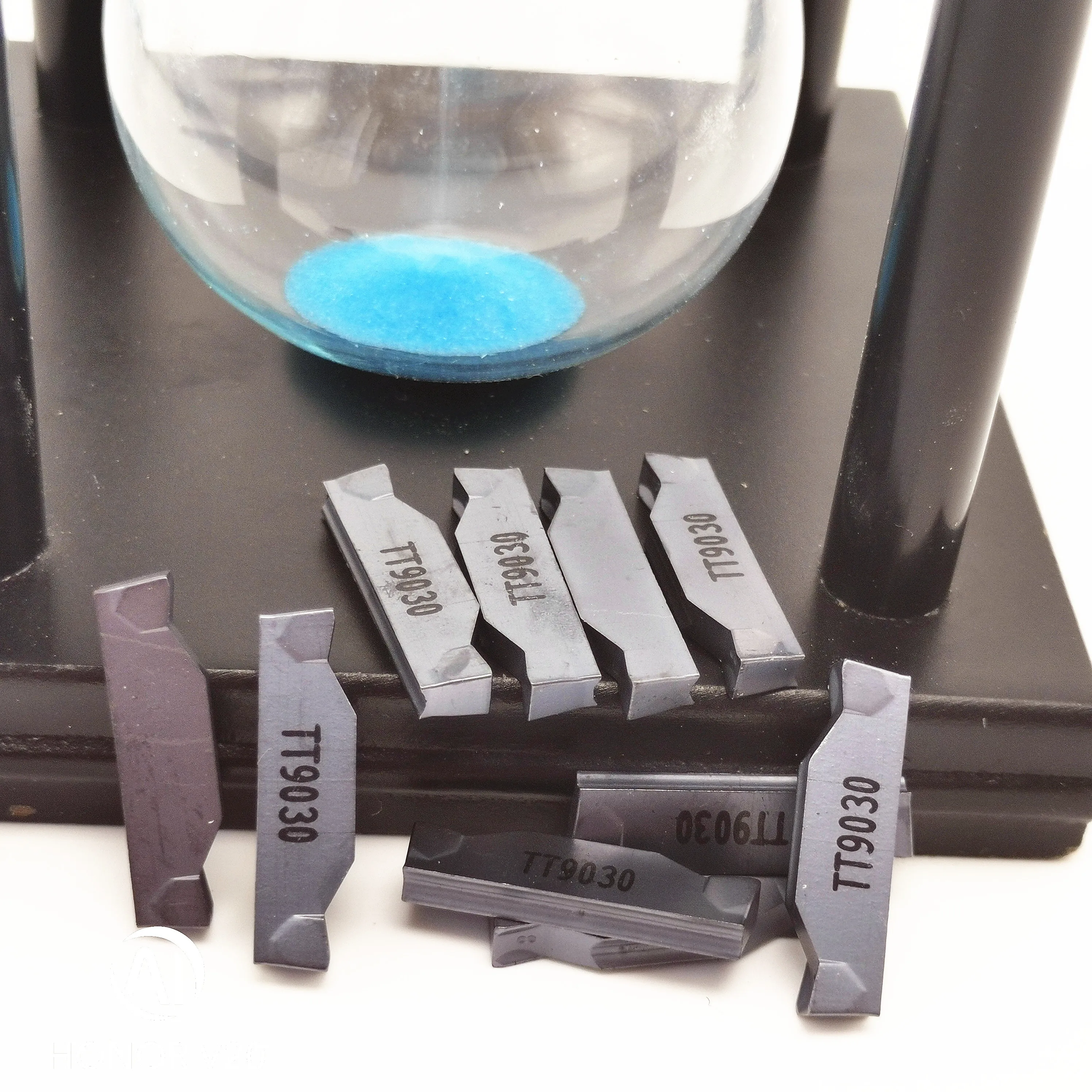 tungsten carbide TDC3 TT9030 CNC Carbide insert taegutec grooving carbide inserts CNC metal lathe tool turning tool
tungsten carbide TDC3 TT9030 CNC Carbide insert taegutec grooving carbide inserts CNC metal lathe tool turning tool
