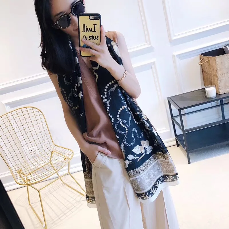 8614240975_1258546920