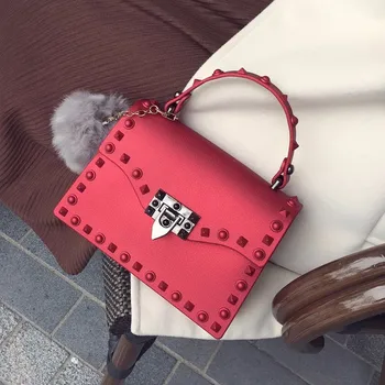 2018 Summer Women Messenger Bags Luxury Handbags Women Bags Designer Jelly Bag Fashion Girl Shoulder Bag PU Leather Rivet Clutch
2018 Summer Women Messenger Bags Luxury Handbags Women Bags Designer Jelly Bag Fashion Girl Shoulder Bag PU Leather Rivet Clutch