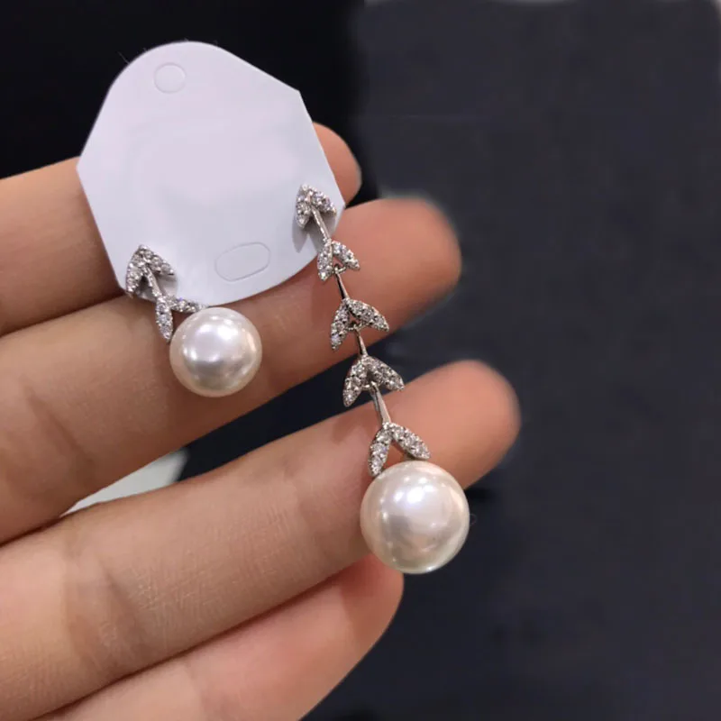 UMGODLY Luxury Brand Asymmetry Shell Pearl Stud Earring Zirconia Stones Women Holiday Simplicity DIY Star Fashion Party Jewelry
UMGODLY Luxury Brand Asymmetry Shell Pearl Stud Earring Zirconia Stones Women Holiday Simplicity DIY Star Fashion Party Jewelry