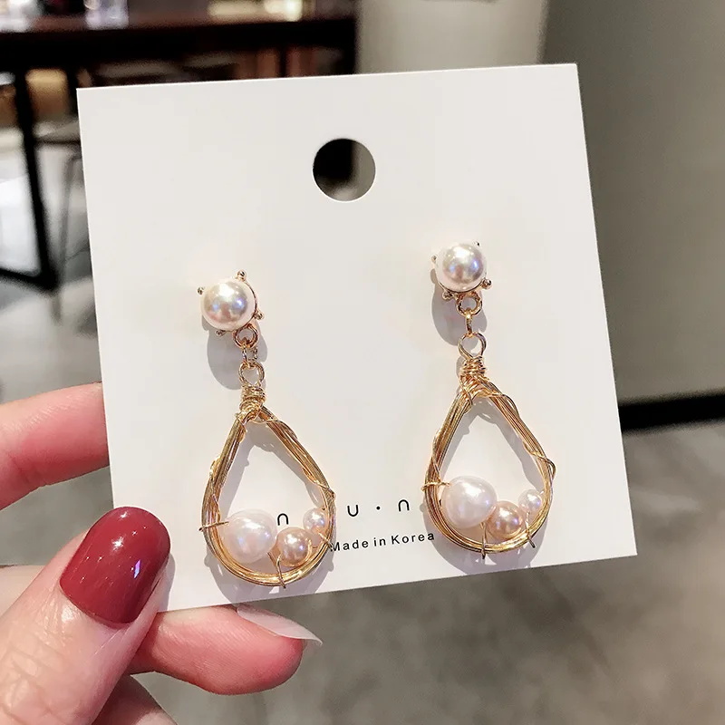 2019 New Arrival Alloy Vintage Water Drop Women Dangle Earrings Fashion Shell Pearl Earrings Pendant Female Korean Jewelry
2019 New Arrival Alloy Vintage Water Drop Women Dangle Earrings Fashion Shell Pearl Earrings Pendant Female Korean Jewelry