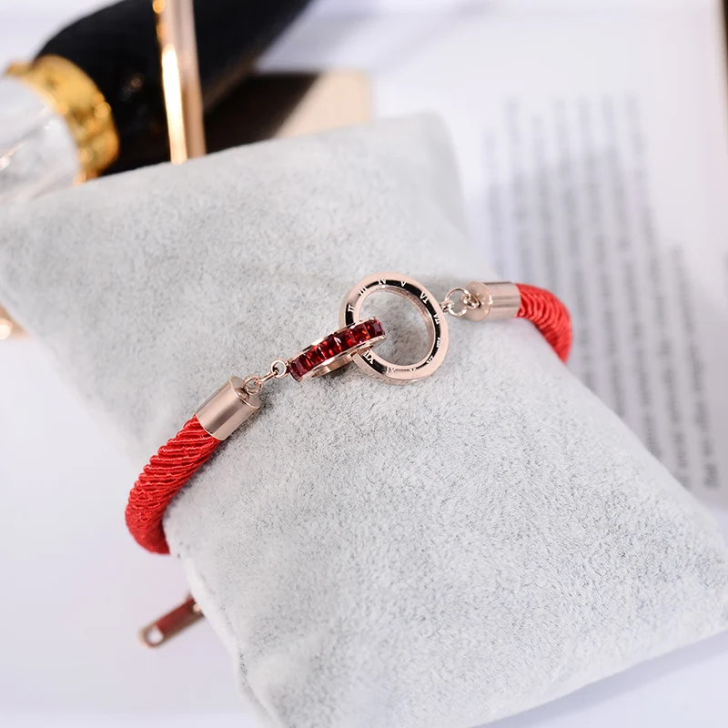 YUN RUO 2019 New Arrival Red Line Zircon Bracelet Woman Chain Gift Rose Gold Color Fashion Stainless Steel Jewelry Never Fade
YUN RUO 2019 New Arrival Red Line Zircon Bracelet Woman Chain Gift Rose Gold Color Fashion Stainless Steel Jewelry Never Fade