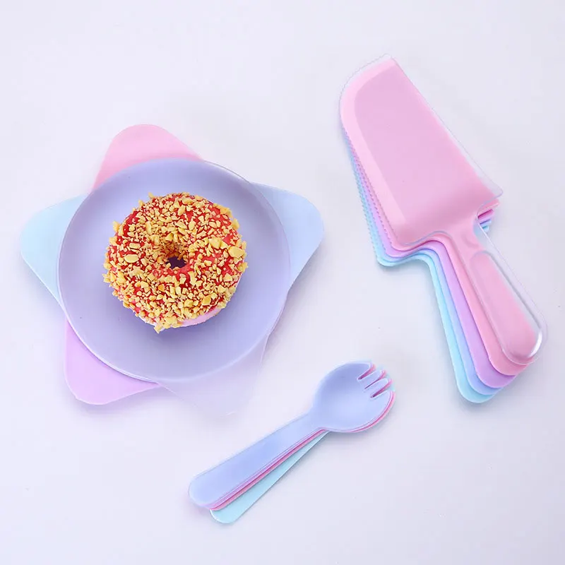 11pcs/lot Disposable Tableware Sets Cake fruit plate 5 Cake Pan 5 fork and 1 Knife Christmas First Birthday Party Cake Supplies
11pcs/lot Disposable Tableware Sets Cake fruit plate 5 Cake Pan 5 fork and 1 Knife Christmas First Birthday Party Cake Supplies