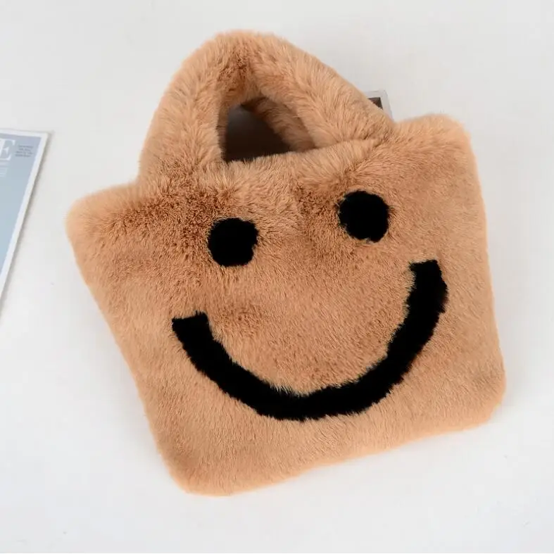 Plush Smiley Tote Bag 2018 Winter New Fake Fur Warm Women's Handbag Large Capacity Fashion Chain Shoulder Bag
Plush Smiley Tote Bag 2018 Winter New Fake Fur Warm Women's Handbag Large Capacity Fashion Chain Shoulder Bag