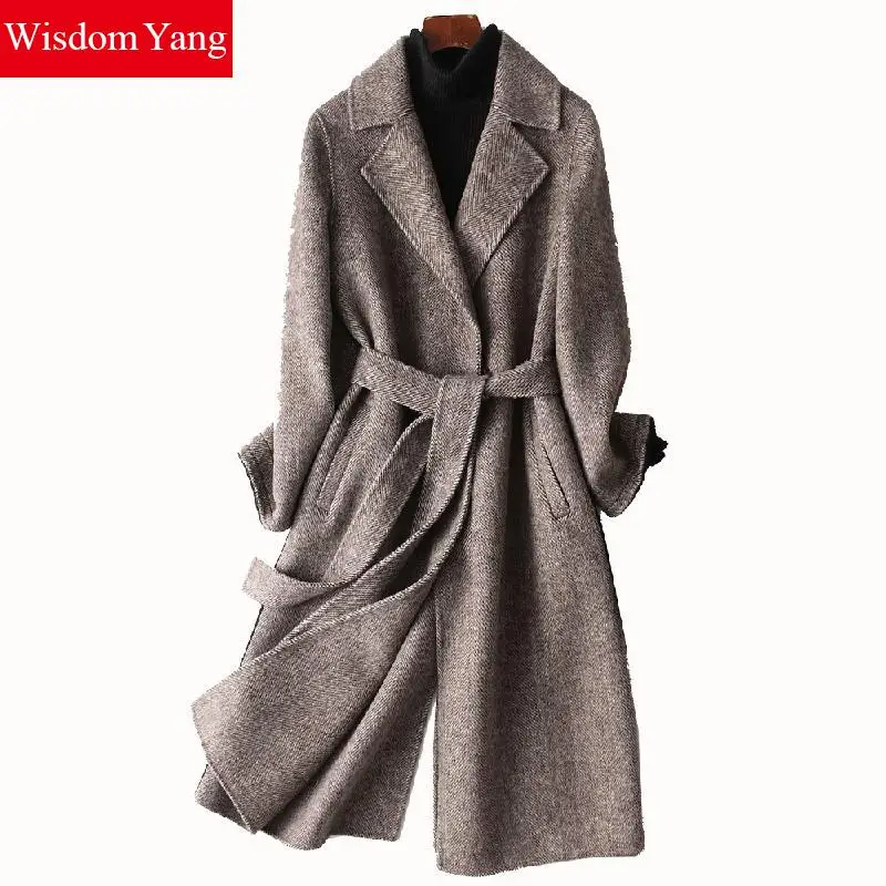 Elegant Winter Beige Grey Striped Wool Aplaca Coats Women Plus Long Warm Female Overcoat Woolen Woman Cashmere Coat Outerwear
Elegant Winter Beige Grey Striped Wool Aplaca Coats Women Plus Long Warm Female Overcoat Woolen Woman Cashmere Coat Outerwear