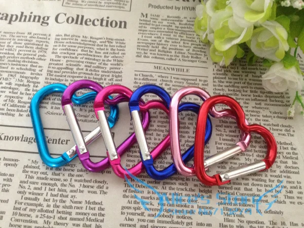 New 2pcs Cute Love Heart Shaped Aluminum Alloy Locking Mounting Carabiner Snaphook Hook Holder 44mm M size
New 2pcs Cute Love Heart Shaped Aluminum Alloy Locking Mounting Carabiner Snaphook Hook Holder 44mm M size
