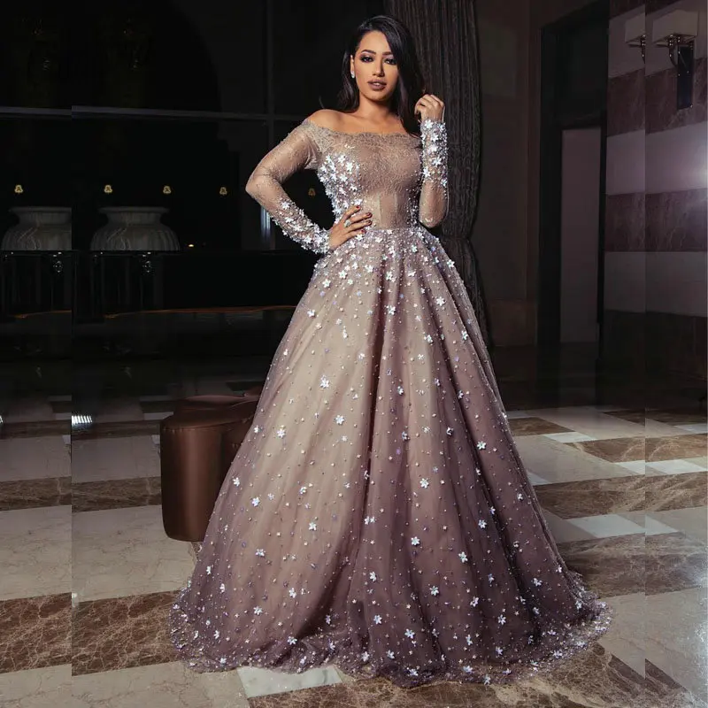 2019 Newest Arrival Ball Gown Dubai Muslim Arabic Lace Evening Dresses Boat Neck Long Sleeve Flowers
2019 Newest Arrival Ball Gown Dubai Muslim Arabic Lace Evening Dresses Boat Neck Long Sleeve Flowers