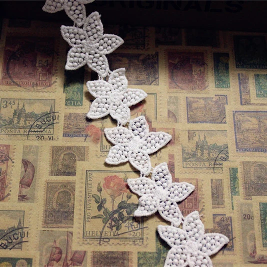10 yards/lot width 4.5cm 1.77" white cotton embroidery lace trim ribbon for dress skirt clothes QL4K748
10 yards/lot width 4.5cm 1.77" white cotton embroidery lace trim ribbon for dress skirt clothes QL4K748