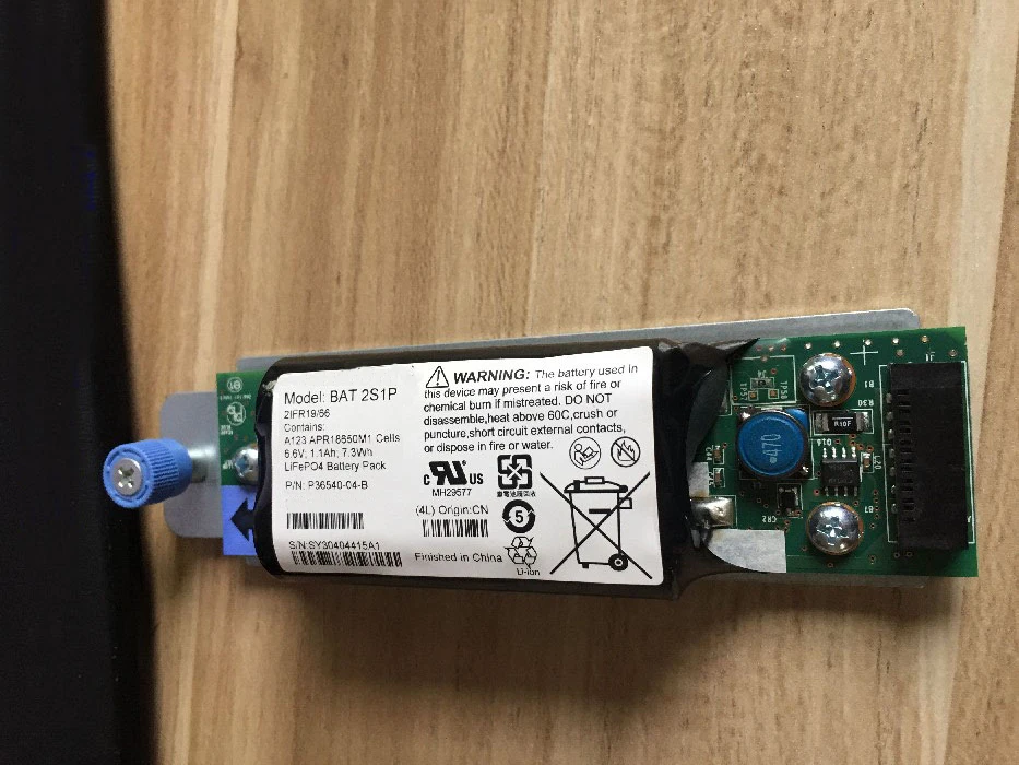 New 69Y2926 69Y2927 Backup Battery Module for Storage DS3512 DS3524 DS3500 Test Working
New 69Y2926 69Y2927 Backup Battery Module for Storage DS3512 DS3524 DS3500 Test Working
