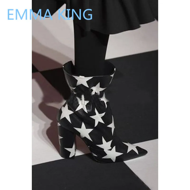 2019 New Star Prints Women Autumn Winter Ankle Boots Pointed Toe Runway Chunky High Heels Shoes Woman Elastic Band Martin Boots
2019 New Star Prints Women Autumn Winter Ankle Boots Pointed Toe Runway Chunky High Heels Shoes Woman Elastic Band Martin Boots