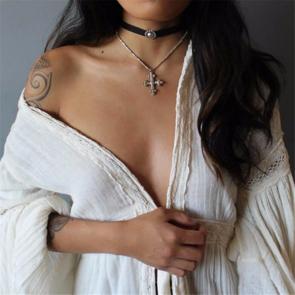 JOUVAL 2018 Chokers Necklaces For Women Black Velvet Vintage Retro Metal Round Chokers Punk Chocker Jewelry N1743
JOUVAL 2018 Chokers Necklaces For Women Black Velvet Vintage Retro Metal Round Chokers Punk Chocker Jewelry N1743