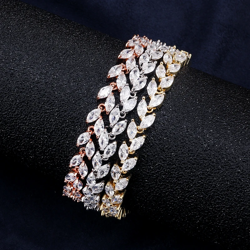 RAKOL New 2018 Trendy Cubic Zircon Silver Color Leaf Charm CZ Crystal Female Bridal Wedding Bracelets&Bangles For Women Jewelry
RAKOL New 2018 Trendy Cubic Zircon Silver Color Leaf Charm CZ Crystal Female Bridal Wedding Bracelets&Bangles For Women Jewelry