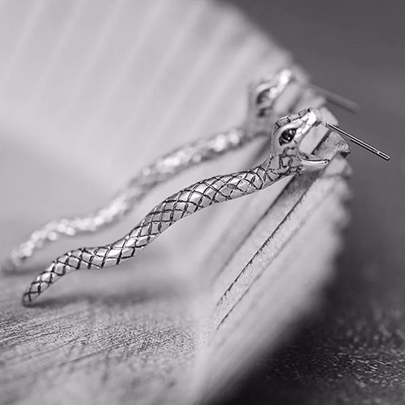 Creative Charm Alloy Animal Stud Earrings For Women Antique Gold&Silver Snake Female Fashion Jewelry Personality Earring Brinco
Creative Charm Alloy Animal Stud Earrings For Women Antique Gold&Silver Snake Female Fashion Jewelry Personality Earring Brinco