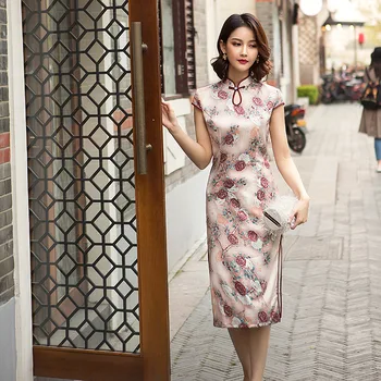 BIG SIZE 3XL Chinese Traditional Qipao Vintage Button Split Cheongsam Sexy Elegant Long Vestidos Evening Party Dress Gown 
BIG SIZE 3XL Chinese Traditional Qipao Vintage Button Split Cheongsam Sexy Elegant Long Vestidos Evening Party Dress Gown