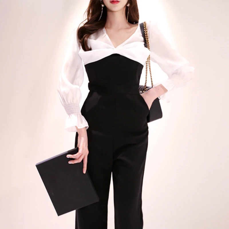 Fashion V-neck Patchwork Women Jumpsuit Elegant Flare Sleeve Female Work Business Loose Pant Slim Waist Long Playsuit 2019
Fashion V-neck Patchwork Women Jumpsuit Elegant Flare Sleeve Female Work Business Loose Pant Slim Waist Long Playsuit 2019