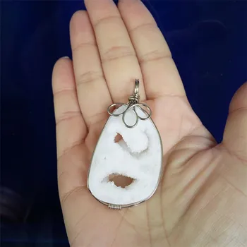 2018 Newly Fashion Healing Crystal Pendant Women Necklaces Charms Suspension White Druzy Natural Stone Pendant 42*29*10mm
2018 Newly Fashion Healing Crystal Pendant Women Necklaces Charms Suspension White Druzy Natural Stone Pendant 42*29*10mm